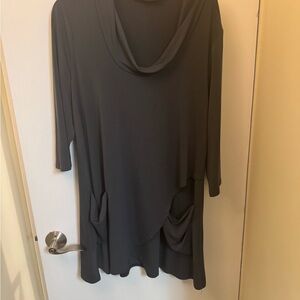 Women's Dark Gray Draped Tunic Top with Pockets
